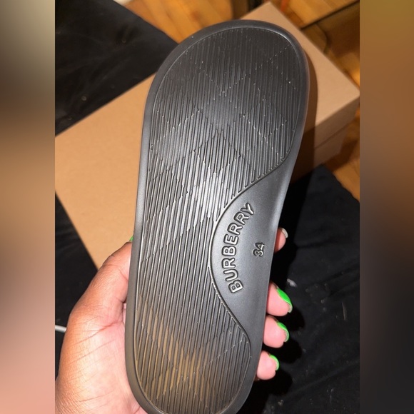 Kids Burberry pool slide - Picture 2 of 2